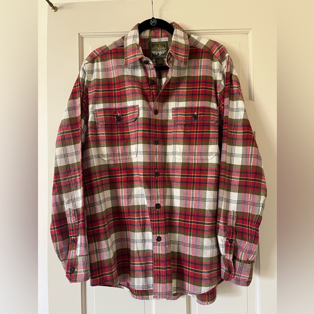 Eddie Bauer Men’s Button Down Plaid Long Sleeve Flannel Shirt Red Size Medium